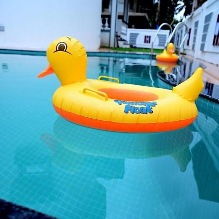 White House Villa-Private Pool Navelim エクステリア 写真