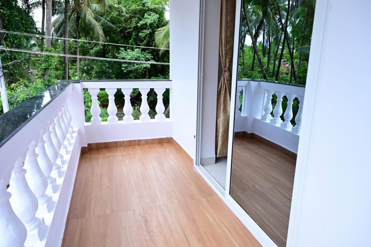 White House Villa-Private Pool Navelim エクステリア 写真