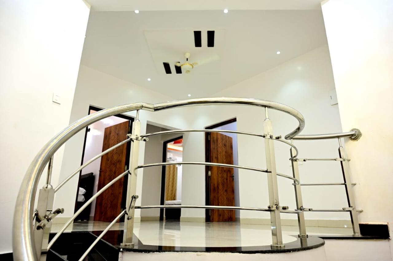White House Villa-Private Pool Navelim エクステリア 写真