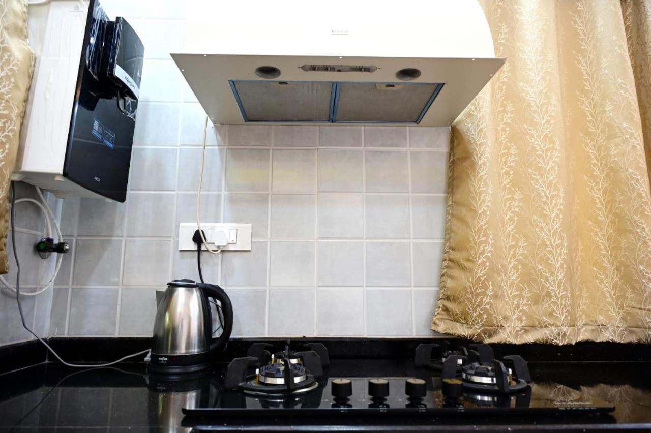 White House Villa-Private Pool Navelim エクステリア 写真